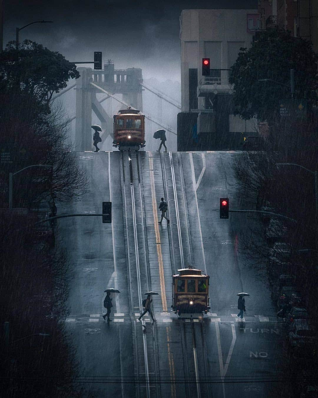 Nature|Folk|Portrait|Videoさんのインスタグラム写真 - (Nature|Folk|Portrait|VideoInstagram)「━━━━━━━━━━━━━━━━━━━ Photo by  @mindz.eye  Congratulations!  Selection by  @unsalsicilli ━━━━━━━━━━━━━━━━━━━ Team #ig_mood Founder @humanistagram ━━━━━━━━━━━━━━━━━━━ Community @moodcommunity General Tag #moodcommunity ━━━━━━━━━━━━━━━━━━━ #streetphotography」1月29日 4時25分 - ig_mood