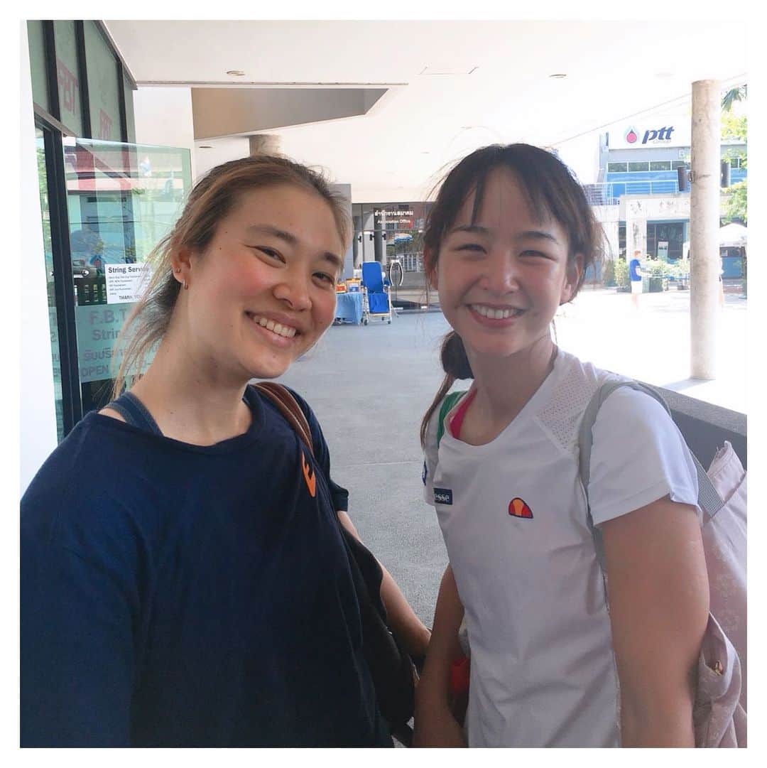 美濃越舞さんのインスタグラム写真 - (美濃越舞Instagram)「. いつも色んな大会で一緒だったタイの選手のニチャ🇹🇭 昔から可愛くてスタイルも良くて、現在はモデルとして活動しています。 また会えて嬉しいです♥️ .  Happy to see you again🥰 @evenicha .  #thailand #bangkok #tennis」1月28日 23時34分 - mai_minokoshi