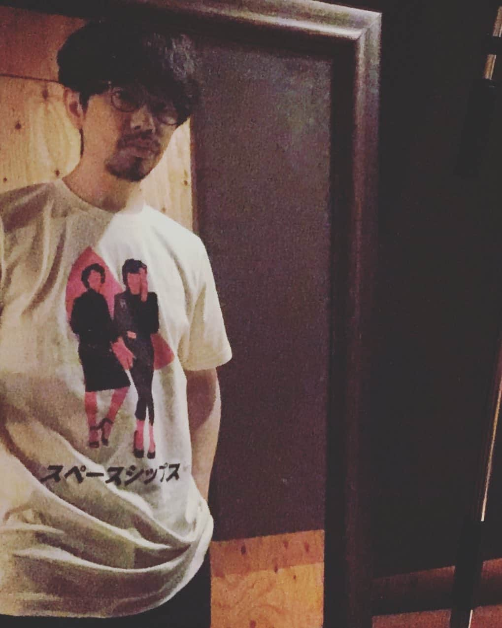 後藤正文さんのインスタグラム写真 - (後藤正文Instagram)「MattからTシャツが届いた！カタカナが格好いい。  #therentals #mattsharp #spaceships #q36 #coldbrainstudio」1月28日 23時39分 - gotch_akg