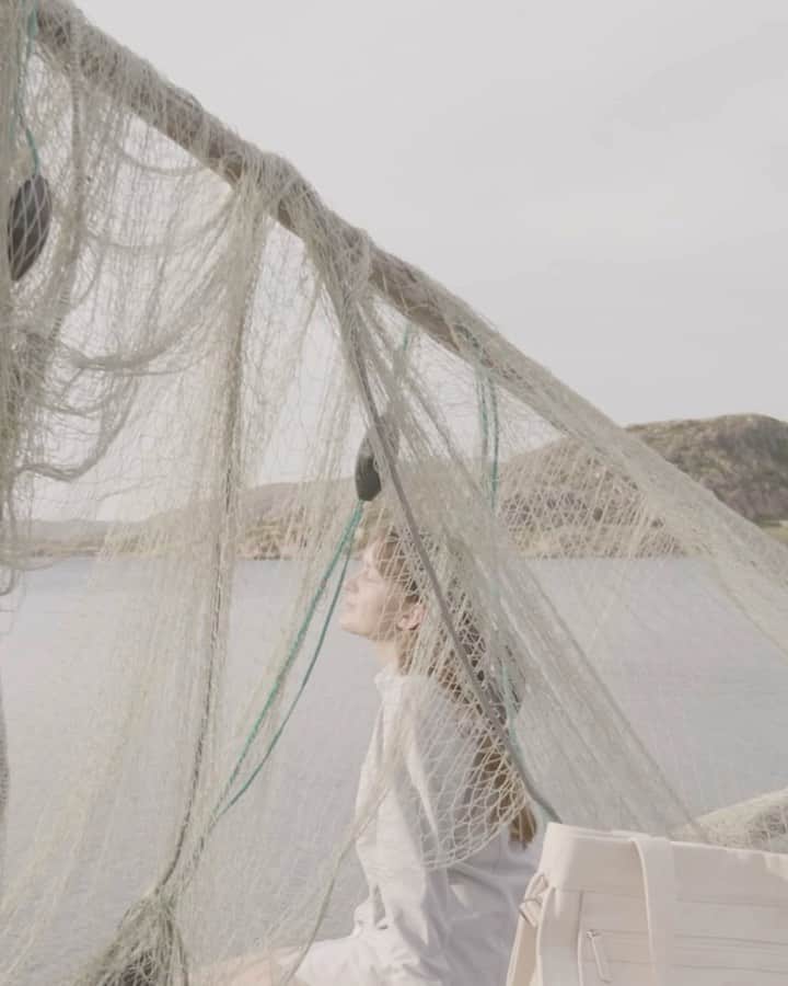 ウォントのインスタグラム：「A journey to the edge of the world. Discover the striking coastline of Fogo Island, Newfoundland for Spring Summer 2020—link in bio. #WANTLesEssentiels #WorldofWANT #SS20 #fogoisland」