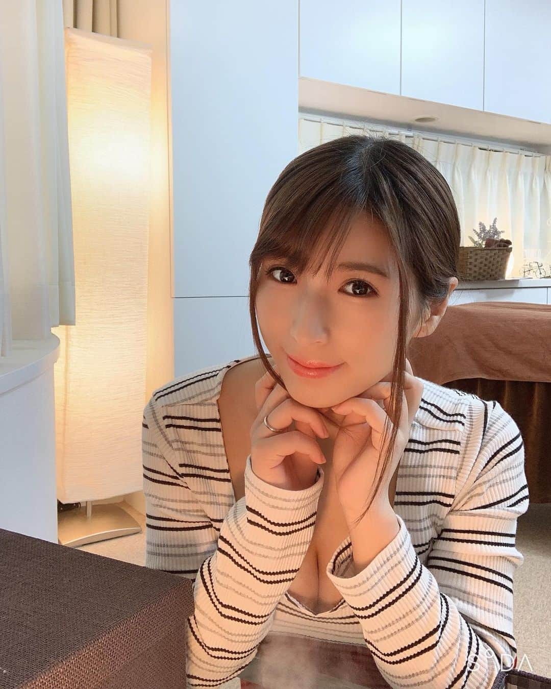 星野ナミのインスタグラム：「お疲れ様♡ #加湿中 #人妻💍」