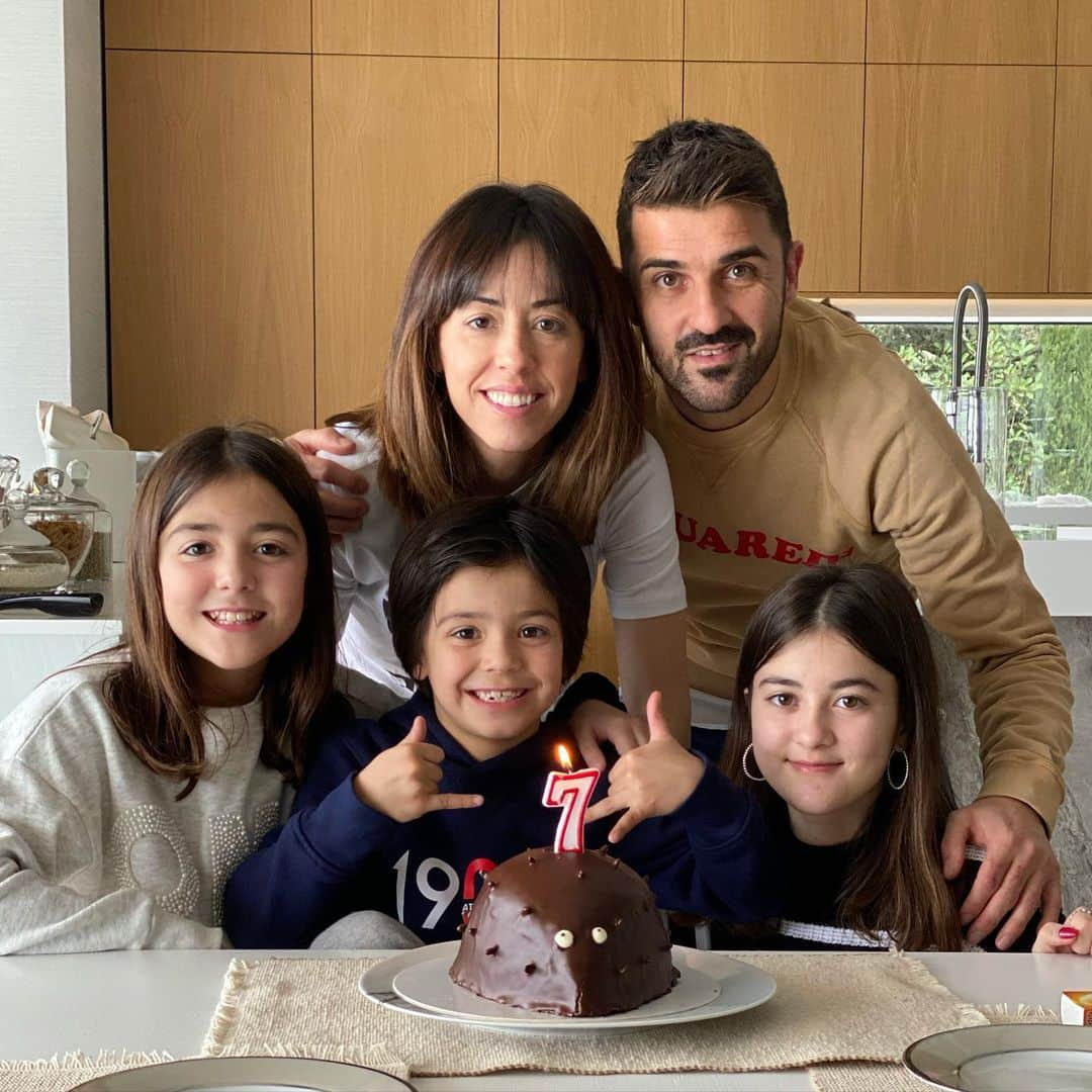 ダビド・ビジャさんのインスタグラム写真 - (ダビド・ビジャInstagram)「Feliz cumpleaños guaperas ❤️7️⃣ 🎂 #luca #7años #familygoals」1月29日 0時38分 - davidvilla