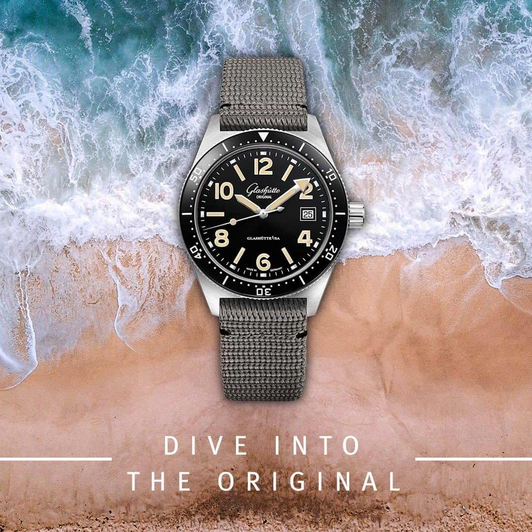 のインスタグラム：「Dive into the Original: the SeaQ merges history and modernity in a spectacular fashion. Its robustness rests on a beautifully engineered exterior with a scrupulously tested water resistance rating of 20 bar (200 meter equivalent), verified in the state-of-the-art water resistance testing facility of the Glashütte Original manufactory.⁠ ⁠ #GlashütteOriginal #GlashuetteOriginal #SeaQ #Spezialist #vintageinspired #divewatch #diverswatch #sportswatch #madeingermany #wotd⁠」