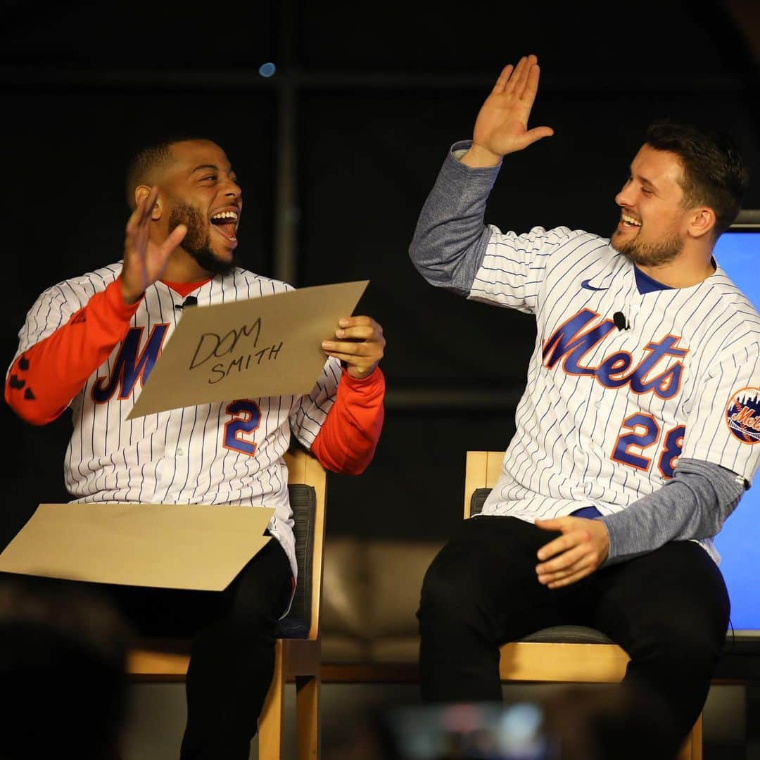 ニューヨーク・メッツさんのインスタグラム写真 - (ニューヨーク・メッツInstagram)「More gems from #MetsFANFEST. 🧡💙」1月29日 1時49分 - mets