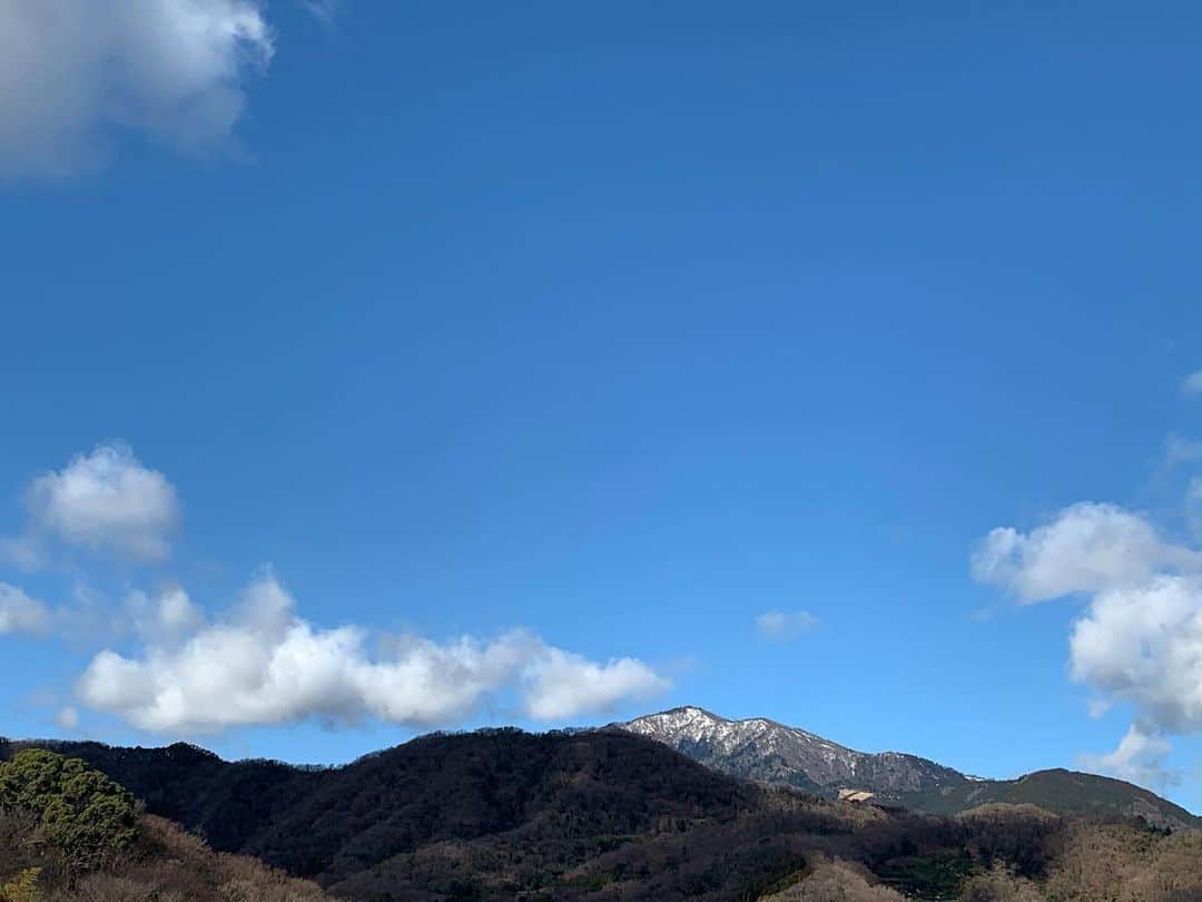 のインスタグラム：「今日は晴れたね。  #空 #sky」