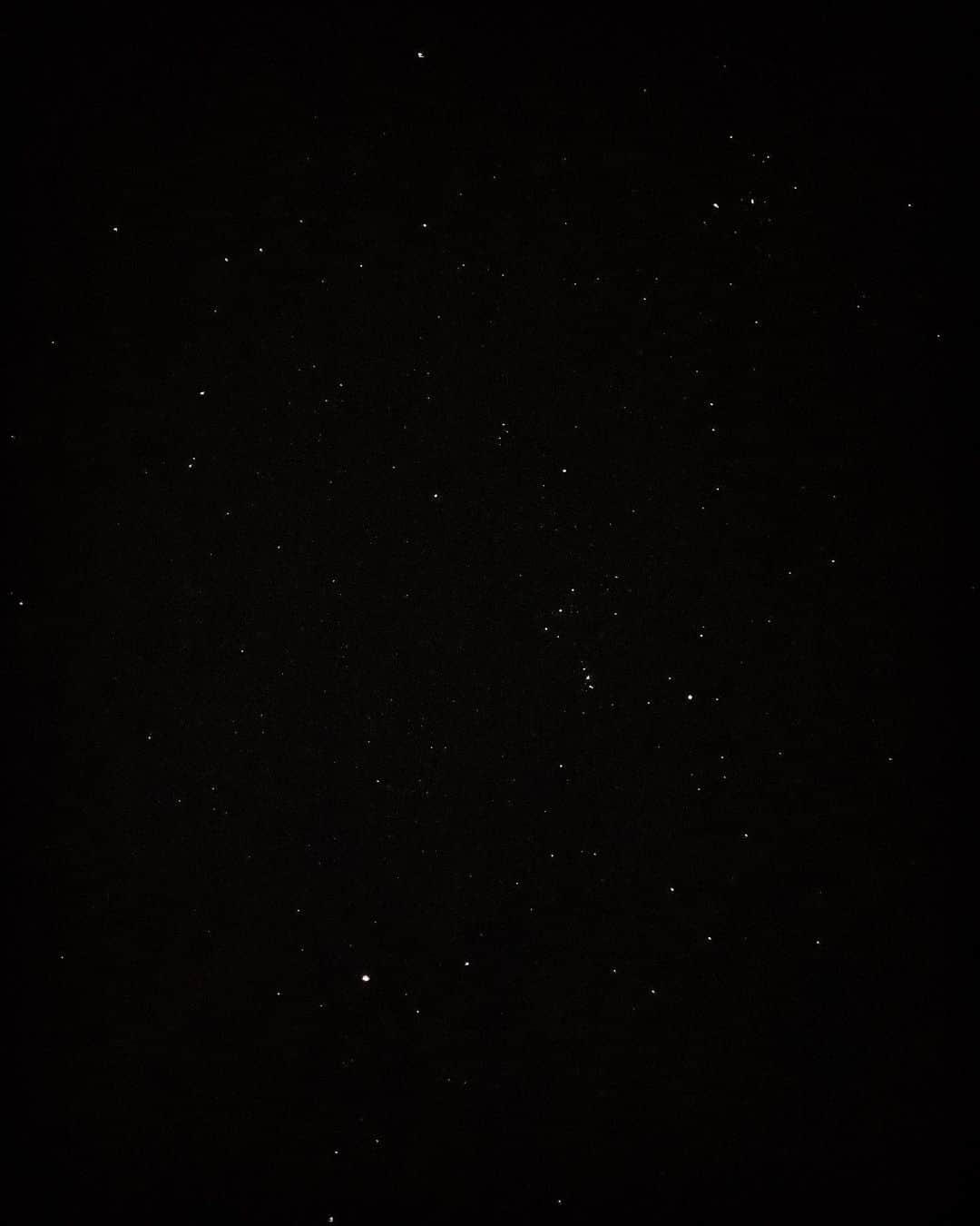 呉建豪のインスタグラム：「“Can you bind the chains of the Pleiades or loose the cords of Orion?” Job 38:31 ⠀✞」
