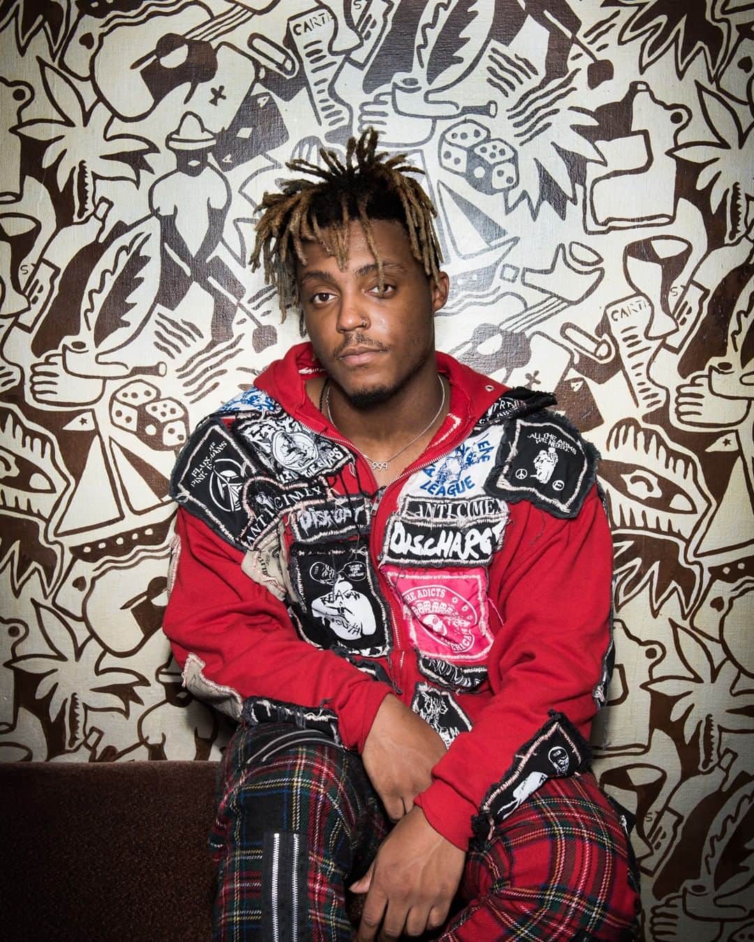 HYPEBEASTさんのインスタグラム写真 - (HYPEBEASTInstagram)「@hypebeastmusic: @tmz reports that @juicewrld999 had “about 2,000 unreleased tracks when he passed” in total on different hard drives at his home and in his studio. Now #JuiceWRLD’s family is considering how to honor the late, great singer-songwriter through a potential posthumous album. Comment below if you think they should release his songs. Hit the link in bio for more details.⁠ Photo: John Shearer/WireImage」1月29日 5時40分 - hypebeast