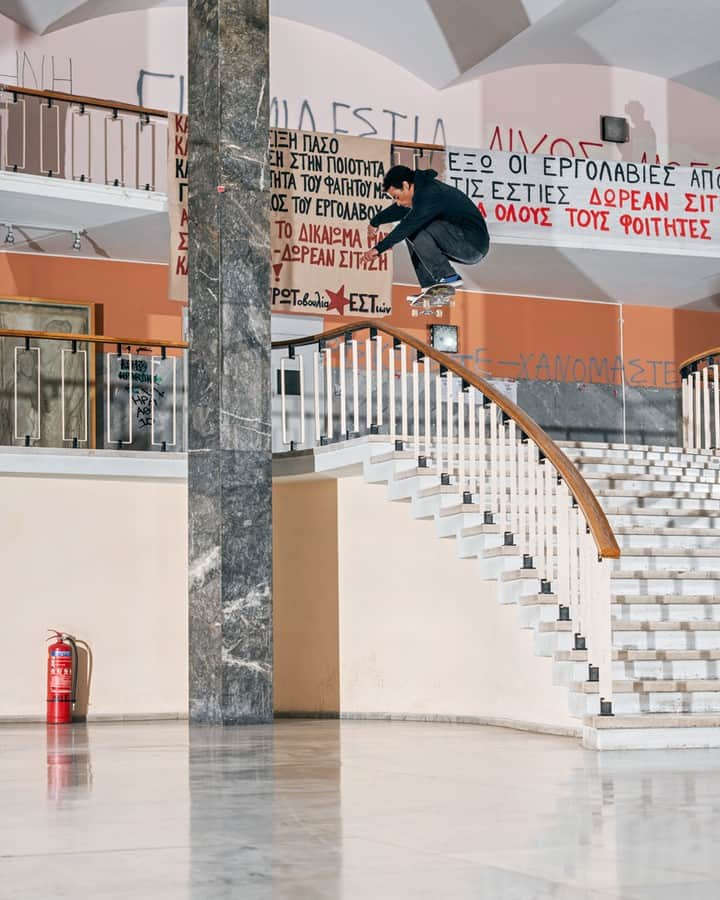 Vans Skateさんのインスタグラム写真 - (Vans SkateInstagram)「Reset your levels with this pfakie ollie from @ChrisPfanner in Greece from a while back. A six pack of Pfan Man's favorite DURACAP equpped Slip-On Pro colorways are available now at skate shops worldwide. Find a retailer or check the options anytime at vans.com/proclassics (📷: @DVLPhoto).」1月29日 5時47分 - vansskate