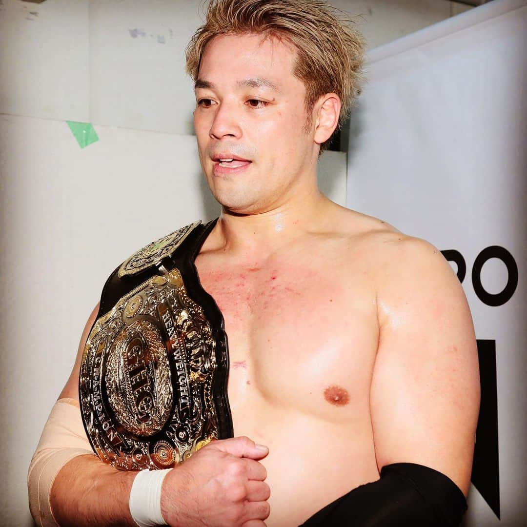 プロレスリング・ノアさんのインスタグラム写真 - (プロレスリング・ノアInstagram)「#noah_ghc #プロレスリングノア #プロレス #prowrestler #prowrestling #prowrestlingnoah #ghcヘビー級チャンピオン #潮崎豪 #GoShiozaki #バックステージ」1月29日 13時41分 - noah_ghc