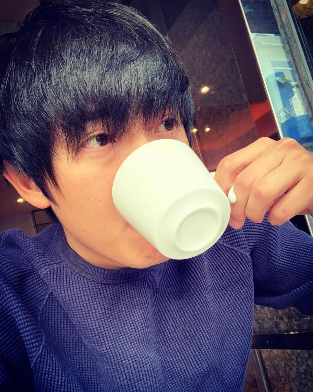 長田成哉のインスタグラム：「こおひいをのんでいました。 #珈琲」