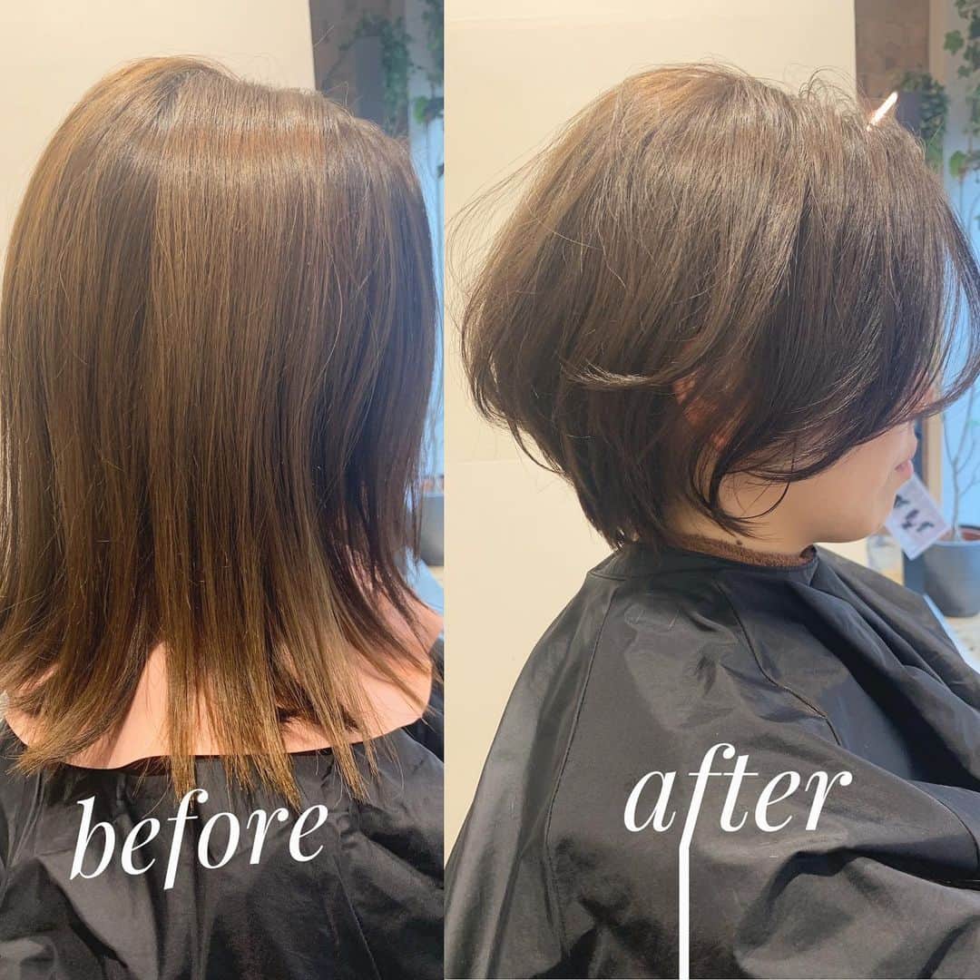 鮫島邦明のインスタグラム：「⭐︎NIAWASEイメージチェンジ⭐︎ サイドからのチェンジ ①なりたい女性像、 可愛いよりクール 子供ぽいより大人っぽく  ②Beforeのヘアの印象 ワンレングスで前髪が長くナチュラルクール な印象 クールな女性らしいショートに変身  ③前髪 写真には見えないけど 長めに残しました でもサイドの方が長いので丸みベースです  ④フォルム ひし形フォルムで女性らしさアップ  ⑤カラー 写真ではわかりにくいですが マット系カラーをラベンダーアッシュ系にチェンジ大人な女性の印象に^_^  インスタからのご予約増えてきています 似合うスタイルがわからない方 長さだけ切りたいてことは決まってるけど後は相談したい方など 全然来てください 相談してきらないケースも全然全然多いです。一度お任せください 木〜日曜まで出勤中🌟  avanceでは お客様の顔学を診断しなりたいイメージがあればそれをよりお客様にフィットさせ なりたいイメージが無ければ、ファッションや内面などを読み取り新たなスタイルを提案して新しいをご提案するNIAWASEカットであなただけのスタイルをお作りします^_^  気になる方は是非一度ご来店下さい。プロフィール欄のURLからご予約頂けます  4/27日なんばハッチでヘアショーあります！ 無料なんで是非来てください  #NIAWASE #梅田美容院  #似合わせ #イメチェン #ショートヘア」