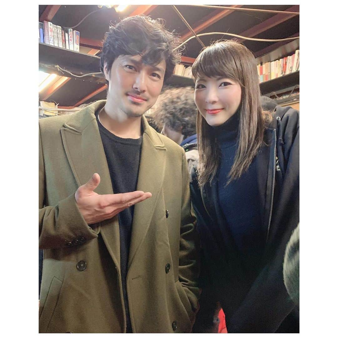 扇けいさんのインスタグラム写真 - (扇けいInstagram)「昨日は石原プロの池田努さんがいらしてくださいました！！ あーもう、大好きな先輩です！！😂 #大人の麦茶 は初めてご覧になられたそうですが楽しんで下さったようで…嬉しかったです。 天真爛漫って仰って下さって嬉しい！私、嬉しいしか言ってない！🤣 また共演させて頂けるよう頑張ります✊✨ #やと味 #やっと味がする #オトムギ #石原プロ #池田努 さん」1月29日 8時29分 - kei.ohgi