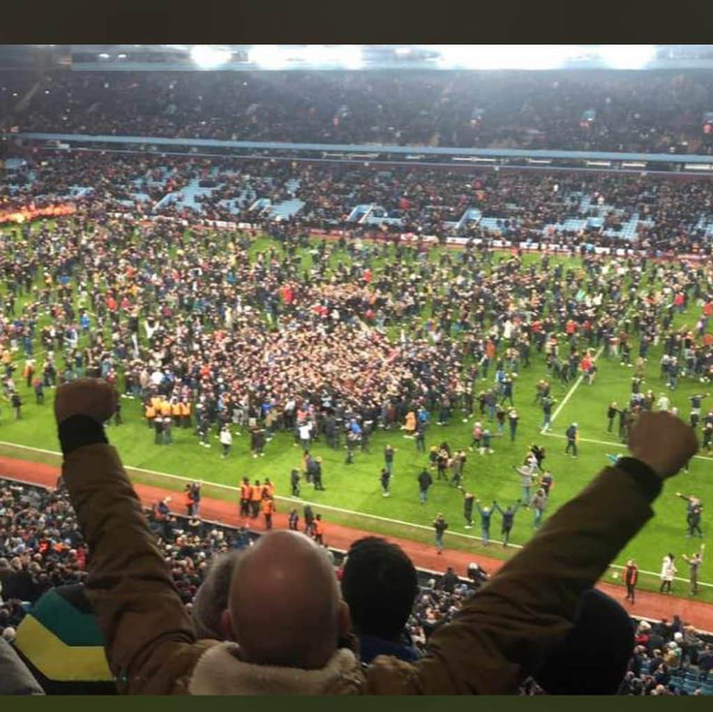 ホセ・マヌエル・レイナさんのインスタグラム写真 - (ホセ・マヌエル・レイナInstagram)「What a night! What an atmosphere! Top Class from the boys! Wembley here we come! ❤🔥 #AVFC #UTV」1月29日 8時38分 - preinaofficial