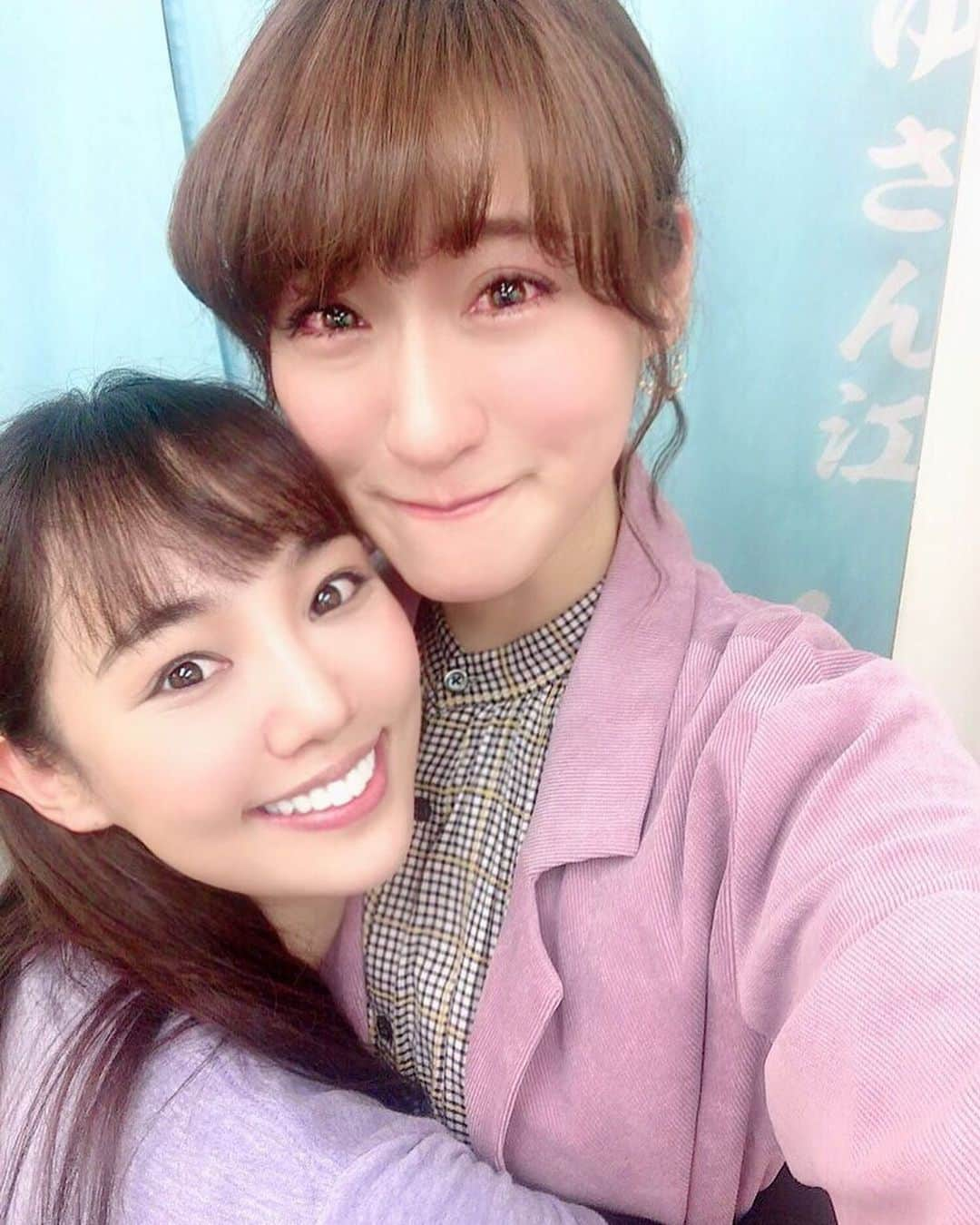 咲妃みゆさんのインスタグラム写真 - (咲妃みゆInstagram)「連日、嬉しいお客様が…☺️﻿ ﻿ #田代万里生 さん✨﻿ 「ラブ・ネバー・ダイ」で共演させて頂いた万里生さん🎪✨柔和なお人柄や、お仕事に対する熱い姿勢を尊敬しています！心強いお言葉を頂き、大変嬉しかったです😭🍀﻿ ﻿ #松原凜子 ちゃん✨﻿ はぁー。大好きな凜ちゃん❤️ずっと会いたかったんだよーーーー！ホロホロと美しい涙を流しながら、ご感想を伝えてくれた凜ちゃん。ありがとう、私は素敵な友を持ちました🥺💕﻿ ﻿ ﻿ 今日も無事に公演をお届け出来ますように…😌」1月29日 11時13分 - miyusakihi