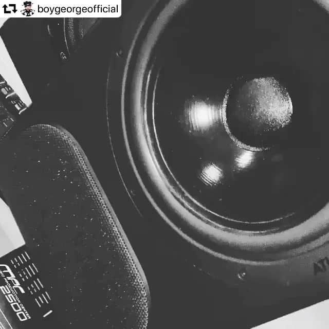 ジュン中山のインスタグラム：「New song of #boygeorge #japan #tokyo #roppongi #superfreak #repost @boygeorgeofficial ・・・ #junnakayama #Tokyo #repong」