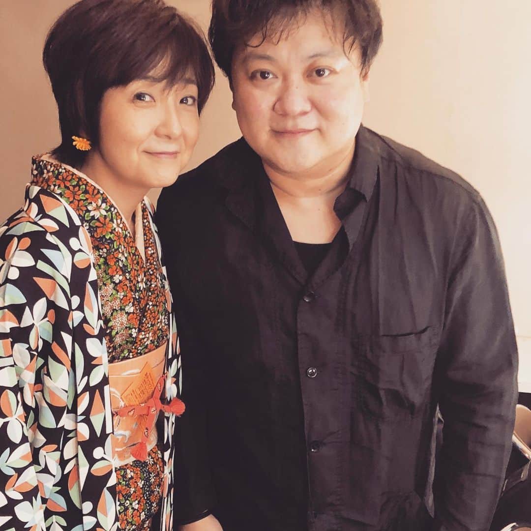 藤田朋子さんのインスタグラム写真 藤田朋子instagram 新春シャンソンショウ 私が見てきた新春シャンソンショーの中でベストイヤーでした てっちゃんコール 皆さん有り難うございまする 新春シャンソンショウ 桑山哲也 ソワレ Ricky Rolly Kaya