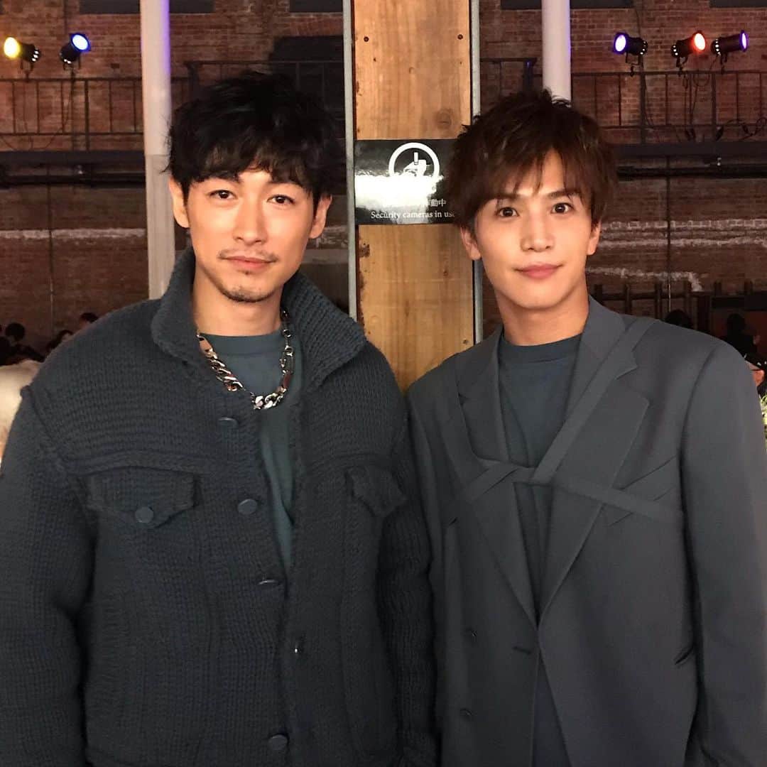 のインスタグラム：「ルイ・ヴィトン御堂筋オープニングのディナーにてステキ男子祭り✨✨✨ ❤️編集長 @tfjok @takanori_iwata_official @ebizoichikawa.ebizoichikawa @louisvuitton  #lvmidosuji #louisvuitton」