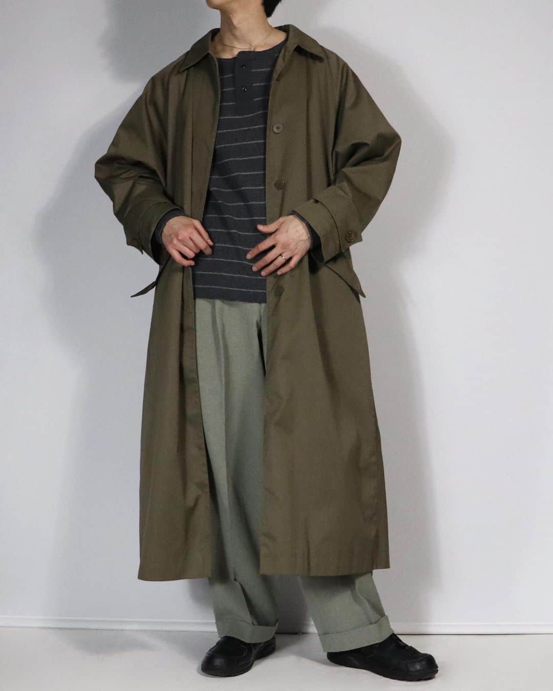 DoLuKEさんのインスタグラム写真 - (DoLuKEInstagram)「﻿ ﻿ ・Back Pleats design Balmacaan coat﻿ ﻿ ﻿ ﻿ #DoLuKE」1月29日 21時51分 - doluke_tokyo