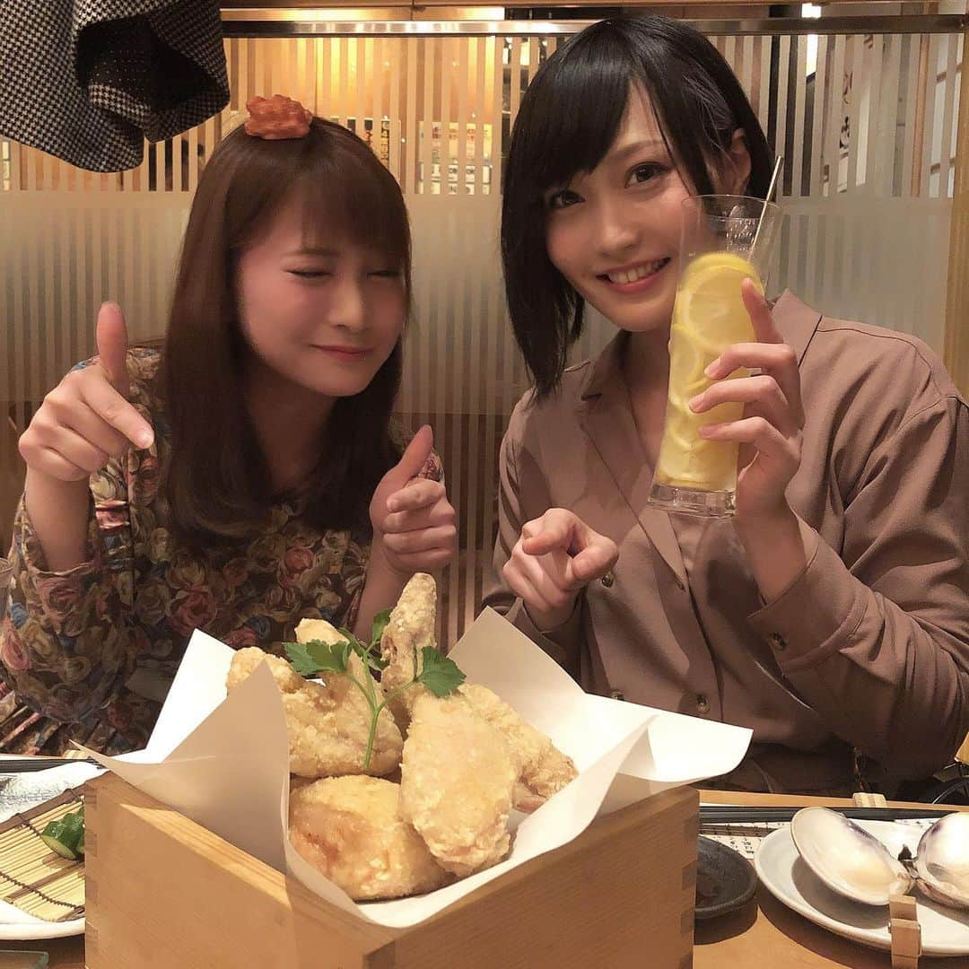 関口愛美さんのインスタグラム写真 - (関口愛美Instagram)「ベストカラアゲニストを何度も受賞してる声優のいくちょん(@karaage_iku )とちょっと遅めの新年会で唐揚げ🥰唐揚げコンテストで何度も金賞をとってる唐揚げ…めちゃくちゃ美味しかった😍  #からあげ #唐揚げ #ベストカラアゲニスト #金賞 #中目黒 #ご飯 #カラアゲ #新年会 #karaage」1月29日 22時12分 - sekiguchiaimi