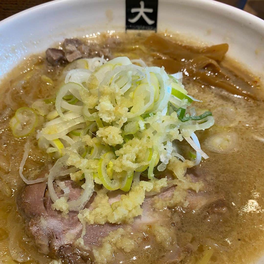 宮川大輔さんのインスタグラム写真 - (宮川大輔Instagram)「#大島 #味噌ラーメン #うまうまかったぁぁあー！ #Twitterでフォロワーのみなさんに聞いて #ここって決めて行った #幸せでした！ #カレーも食べたかったなぁ。 #また行こうっと！」1月29日 14時18分 - miyagawadai