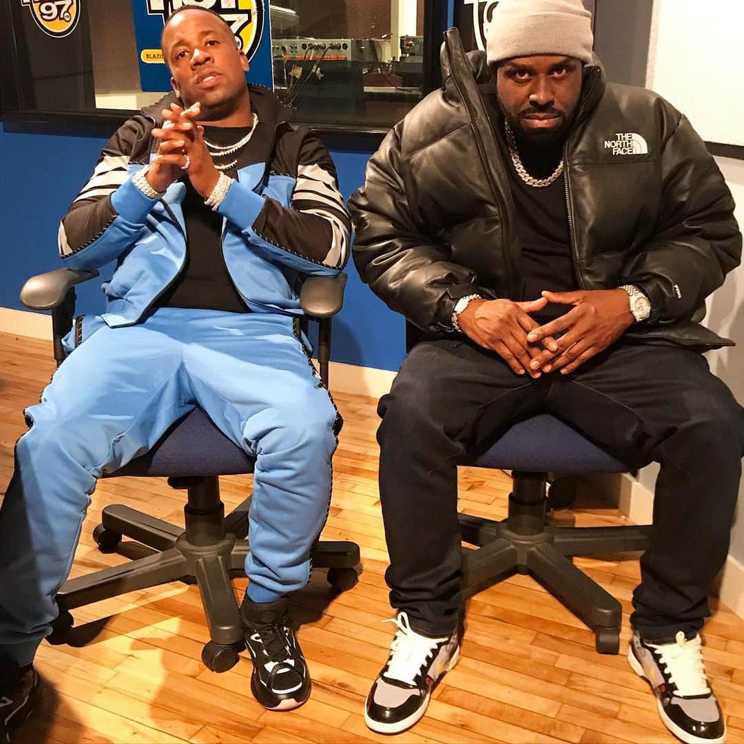 ファンクマスター・フレックスのインスタグラム：「@yogotti #freestyle143 !!!! Pow!!! @djspazo here for @djjuanyto !!!! 5am!!! @litdigitaldjs」
