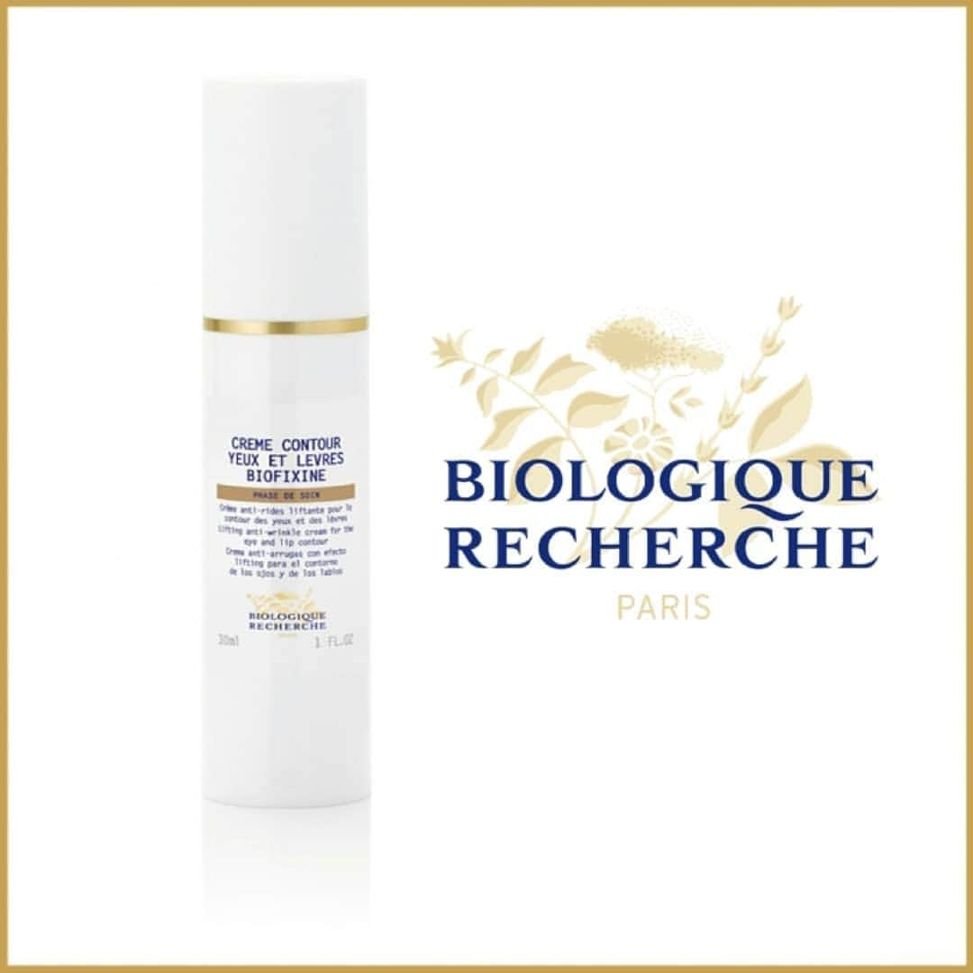 Biologique Recherche SPbさんのインスタグラム写真 - (Biologique Recherche SPbInstagram)「«Ваше лицо в двадцать лет дано вам природой; каким оно будет в пятьдесят, зависит от вас» - известное высказывание неповторимой Коко Шанель и с ним сложно не согласиться! Самой проблемной зоной на лице является кожа вокруг глаз и губ. К уходу за этими нежными участками эпидермиса необходимо относиться особенно внимательно. В линейке средств компании Biologique Recherche есть эффективный крем 2 в 1, предназначенный одновременно и для контура глаз и для контура губ - Contour Yeux et Lèvres Biofixine. Благодаря своей формуле и натуральным активным компонентам средство разглаживает и сокращает морщины вокруг глаз, наполняет губы, делая их контур более четким, восстанавливает увлажнение и препятствует обезвоживанию кожи.  Получить более подробную информацию о продукте, а также узнать о его стоимости можно по телефонам салонов «Посольство Красоты»: ул. Чайковского д. 38/9 📞275-90-53  Новочеркасский пр. 28/19 📞528-88-80 #BiologiqueRecherche #посольствокрасоты #AMBASSADEDELABEAUTE #BEAUTY #MADEINFRANCE #SKINCARE #BODYCARE #FACECARE #красота #уходзакожей #уходзалицом #уходзателом #уходдляволос #кремдляконтурагуб #кремдляконтураглаз #увлажняющийкрем #ContourYeuxetLèvresBiofixine」1月29日 15時38分 - biologique_recherche_spb