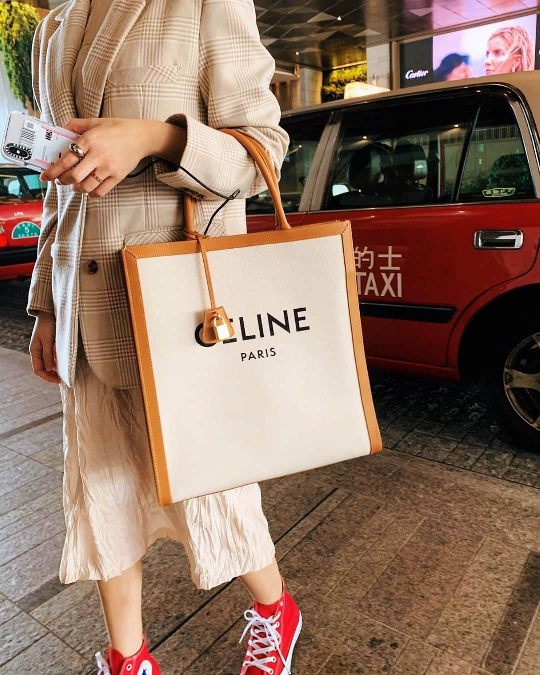 カン・ヘヨンさんのインスタグラム写真 - (カン・ヘヨンInstagram)「오늘의 #ootd #CELINE 🖤♥️」1月29日 15時42分 - mangdoo_noona