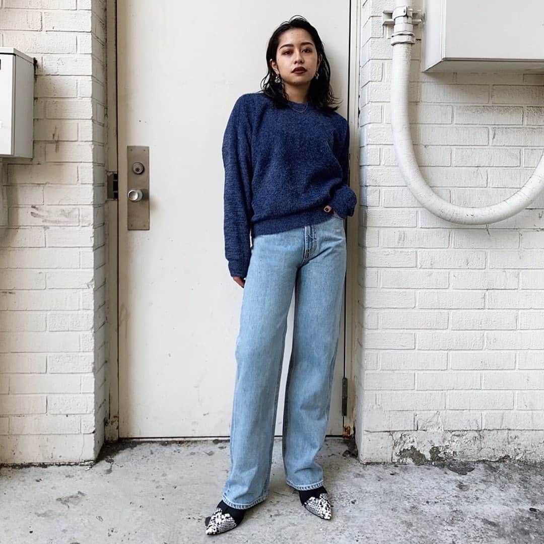 のインスタグラム：「ㅤㅤㅤㅤㅤㅤㅤㅤㅤㅤ ㅤㅤㅤㅤㅤㅤㅤㅤㅤㅤㅤㅤㅤ 低身長でも小さく見せない！ UNDER155cmスタッフのお洒落コーデ特集 ━━━━━━━━━━━━━━━━━ ㅤㅤㅤㅤㅤㅤㅤㅤㅤㅤㅤㅤㅤㅤㅤㅤㅤㅤㅤㅤㅤㅤㅤㅤㅤㅤ メンズライクなワイドパンツに、ドラマティックなマキシワンピース、トレンドのジャケット……低身長だからって諦めて、いつも同じようなコーディネイトになってない？ ㅤㅤㅤㅤㅤㅤㅤㅤㅤㅤㅤㅤㅤ ちょっとした着こなしのコツやバランス感で、低身長が故の”可愛いらしさや幼さ”を回避する恰好も楽しめるんです！ ㅤㅤㅤㅤㅤㅤㅤㅤㅤㅤㅤㅤㅤ どんなアイテムも上手に取り入れるお洒落好きな、150cm～155cmのスタッフ7人の14コーデ参考に、錯覚テクで様々なファッションを楽しんで♡ ㅤㅤㅤㅤㅤㅤㅤㅤㅤㅤㅤㅤㅤ 詳しくはSHEL'MAG TOPのストーリーをチェック✔︎ ━━━━━━━━━━━━━━━━━ #SHELTTERWEBSTORE #SHELMAG #」