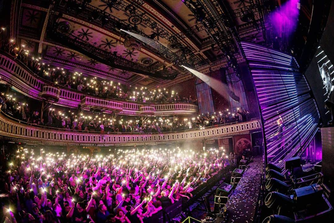 Armin Van Buurenさんのインスタグラム写真 - (Armin Van BuurenInstagram)「A night to remember and wow what an iconic venue Atlanta 😍 #arminxbalance」1月29日 16時19分 - arminvanbuuren