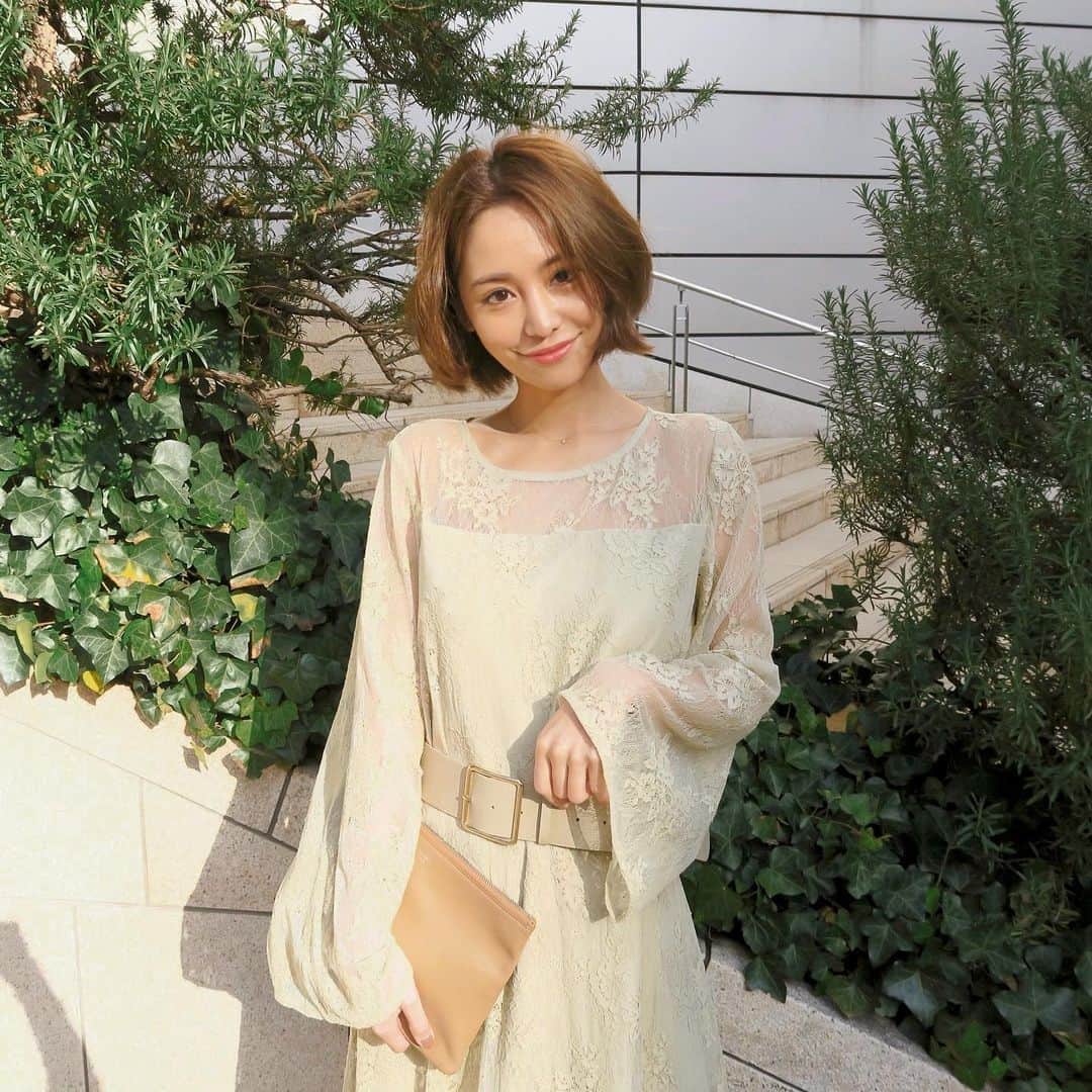 のインスタグラム：「綺麗なグリーンにそまりました🦜🦜🦜」