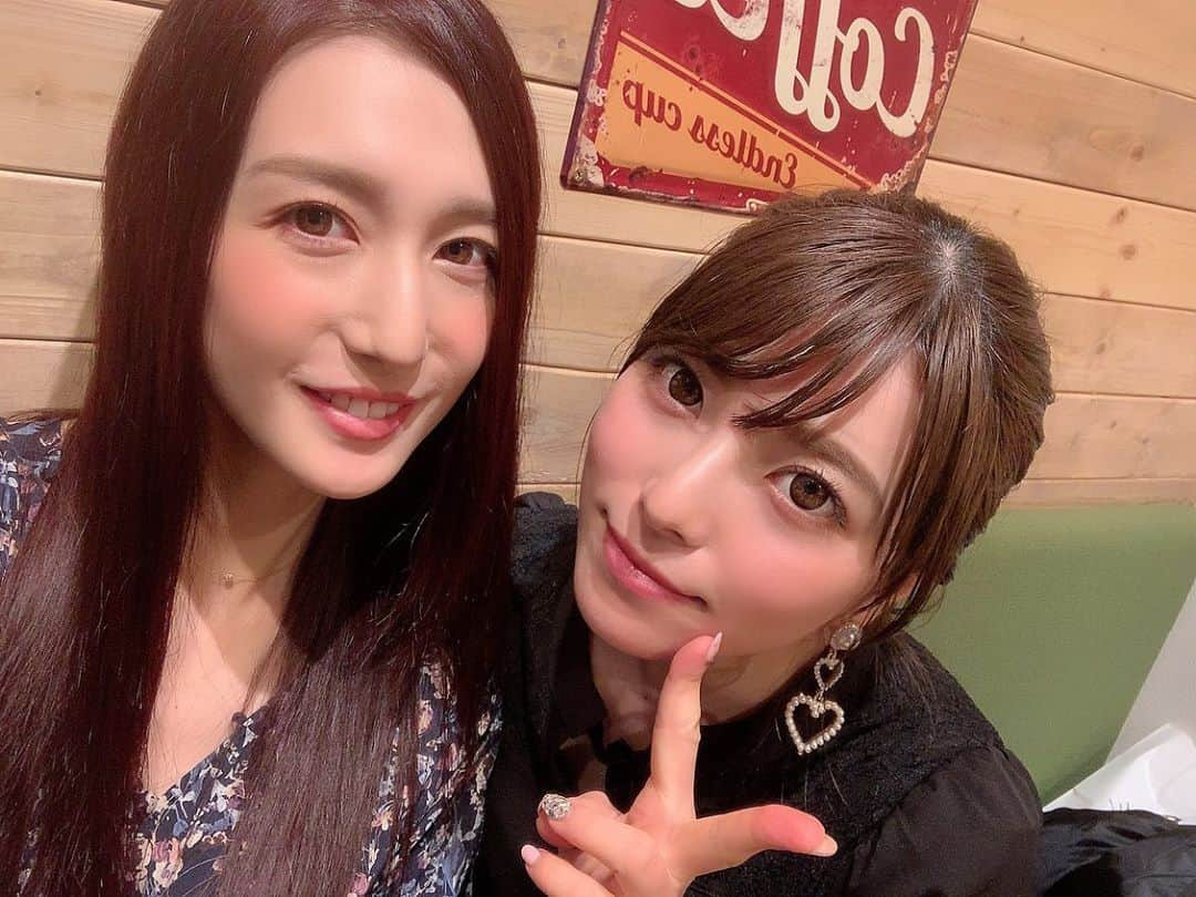 古川いおりさんのインスタグラム写真 - (古川いおりInstagram)「久しぶりにあいちんに会えた❤️ 久しぶりにスイーツと言うものを食べた☺️ 実に美味でございました🥰✨ また近日中に一緒にランチできます様に。。。⭐️ #フレンチトースト　#パンケーキ　#スイーツ」1月29日 16時50分 - kogawaiori