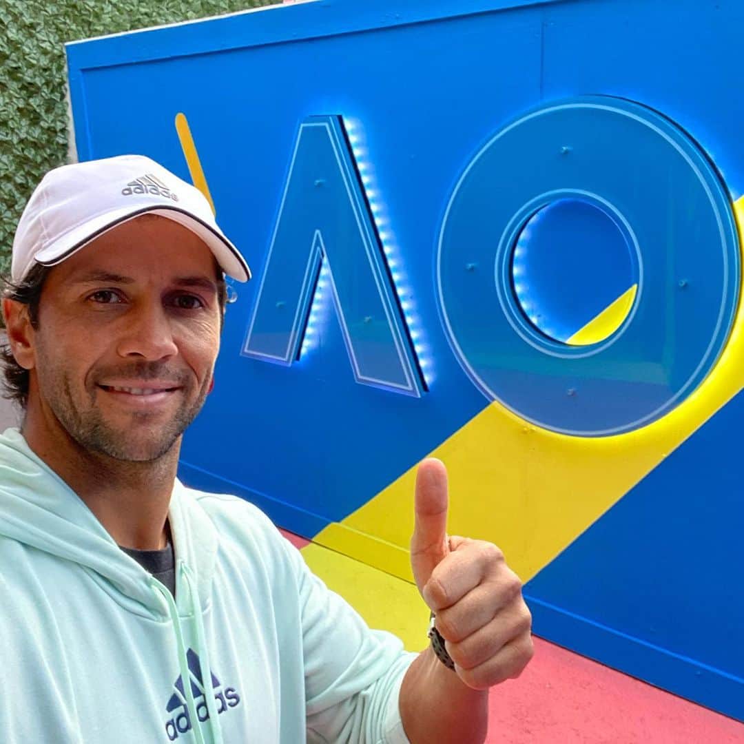 フェルナンド・ベルダスコのインスタグラム：「Thanks Australia for another great year !!. And thanks to everyone who was here supporting me all the way at the @australianopen !! 🙏🏽💪🏽 Can’t wait to be back 🇳🇿🐨🦘#keepworkinghard #goodthingstocome .... Next stop 🛫 #SouthAmerica . 🇦🇷 🇧🇷 🇨🇱」