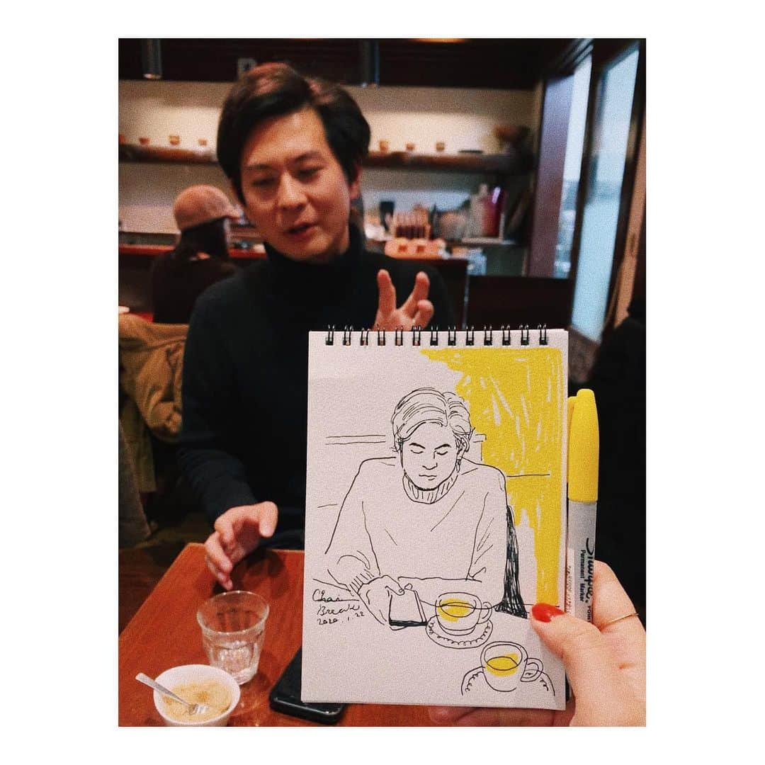 WALNUTさんのインスタグラム写真 - (WALNUTInstagram)「タートルネックなひと #walsketch_」1月29日 17時05分 - walnut_illustration