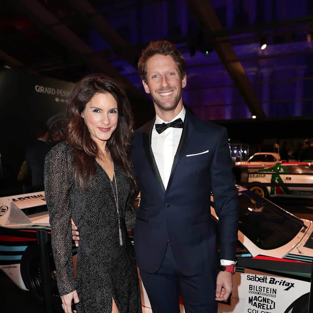 ロマン・グロージャンのインスタグラム：「Mr & Mrs Grosjean Dressed by @nazli_hkhani & invited by @jaguar_france 📸 JP Pariente」