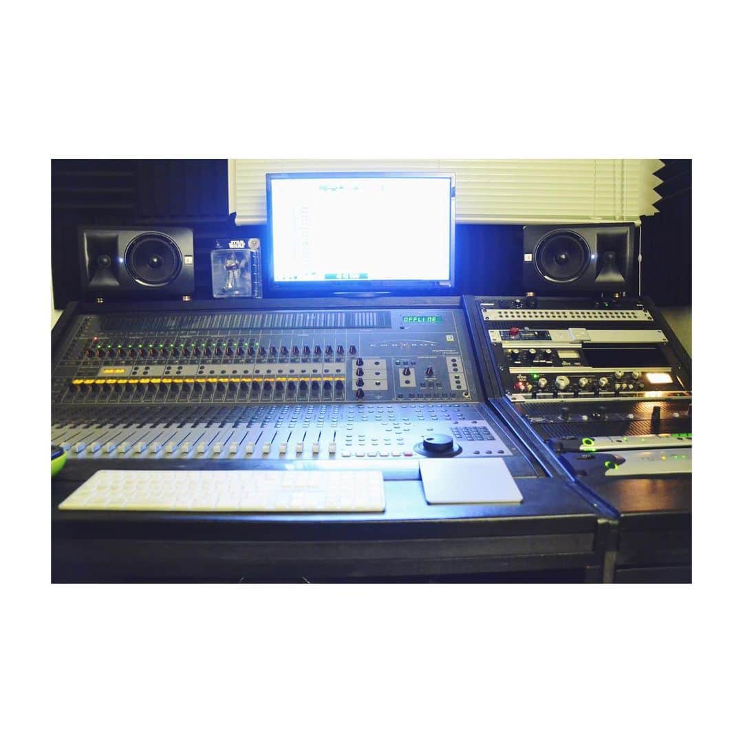 DJ PMXさんのインスタグラム写真 - (DJ PMXInstagram)「StudioWork  #studiowork #dblstudio #privatestudio #横浜 #locohama」1月29日 17時48分 - djpmx_locohama