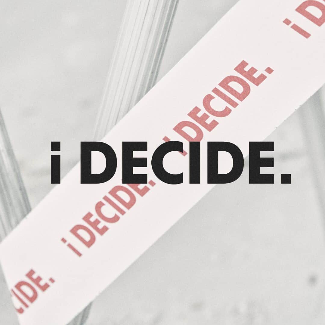 iKONさんのインスタグラム写真 - (iKONInstagram)「i DECIDE.  #iKON #아이콘 #The3rdMiniAlbum #i_DECIDE #20200206_6PM #YG」1月29日 18時01分 - withikonic