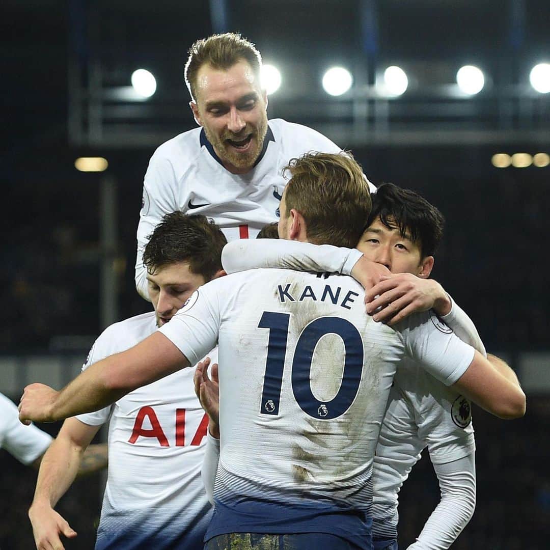 ハリー・ケインのインスタグラム：「Been a pleasure to share the last five years with you @chriseriksen8 Good luck in your next chapter mate 🙌」