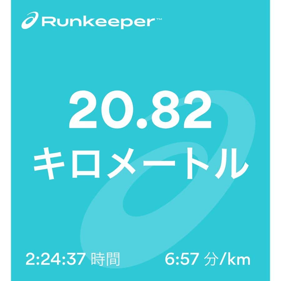 平川彩佳さんのインスタグラム写真 - (平川彩佳Instagram)「. 春の様な陽気だった今日は、 ランニング日和でした。 天気も良くて 久しぶりに気持ちよく走れた。 . 7,8℃だと 走るペース緩めた時に寒いし、 15℃超えてくると暑い。 10℃ちょっと超えるくらいが 個人的にはベストだなと感じました。 . ただ、また寒気が来そうで、 東京マラソンの時には どうなるのだろうと不安。 3月1日は、 今日みたいな天気であります様に。 . #ぶりのお刺身 #ほうれん草の胡麻和え #ひじきの煮物」1月29日 18時48分 - hirakawa_ayaka