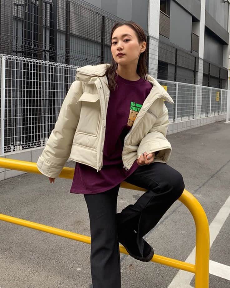 のインスタグラム：「低身長でも小さく見せない！ UNDER155cmスタッフのお洒落コーデ特集✨ ━━━━━━━━━━━━━━━━━━ メンズライクなワイドパンツに、 ドラマティックなマキシワンピース、トレンドのジャケット… 低身長だからって諦めて、 同じようなコーディネイトになってない？  どんなアイテムも上手に取り入れるお洒落好きな、 「150cm～155cm」のスタッフコーデを参考に、 錯覚テクで様々なファッションを楽しんで♡  STAFF_3 SLY/田上瑞希さん( @mizuki_tanoue_ )  気になるアイテムは、今すぐ画像をタップ☝️ ━━━━━━━━━━━━━━━━━━ #SLY #SHELMAG #SHELTTERWEBSTORE #SWS」