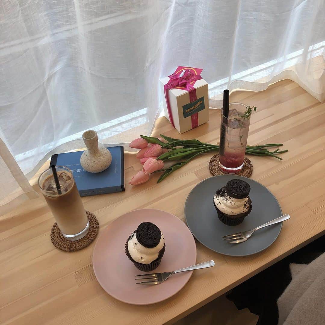 大上陽奈子さんのインスタグラム写真 - (大上陽奈子Instagram)「可愛いカフェをご褒美に出来るように日々頑張りたい🥺🥺🧁❤︎ #cafe #cafestagram」1月29日 20時17分 - passcode_hina