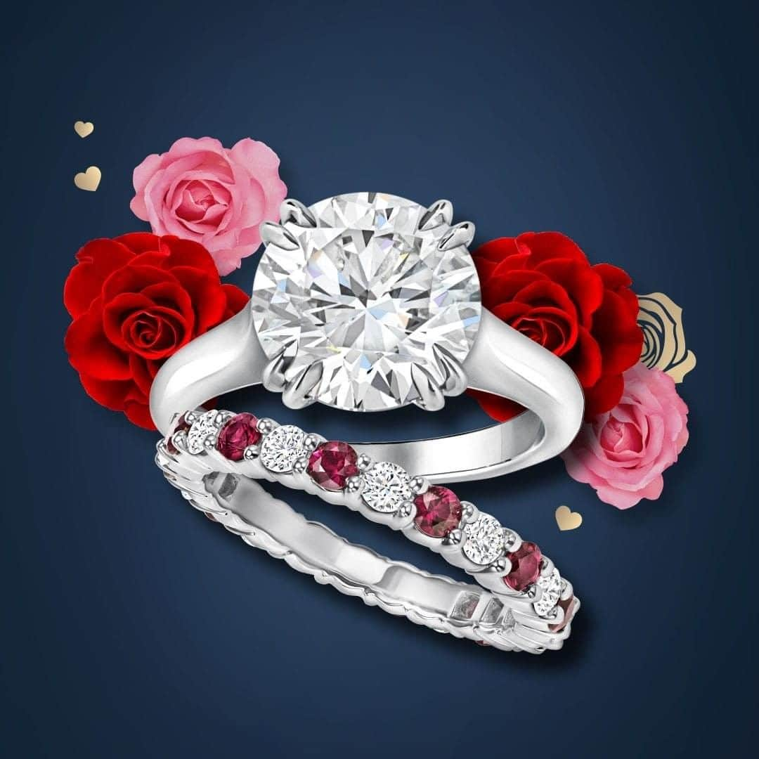 ハリー・ウィンストンさんのインスタグラム写真 - (ハリー・ウィンストンInstagram)「You are the one for me. This #ValentinesDay, say it with a #HarryWinston #diamond engagement ring and matching wedding band. Tap the link in bio to celebrate your perfect pairing. #BrilliantlyInLove #HighJewelry」1月29日 20時31分 - harrywinston