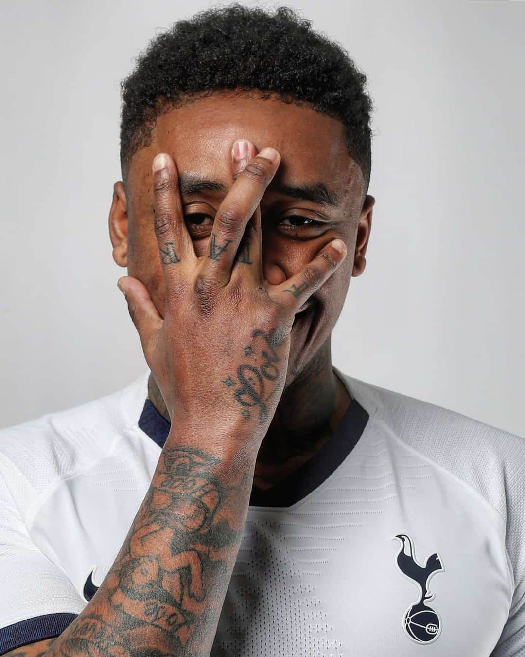 UEFAチャンピオンズリーグさんのインスタグラム写真 - (UEFAチャンピオンズリーグInstagram)「This trademark celebration 🔜 in the #UCL? ⁣ ⁣ TRANSFER: Tottenham sign Dutch international Steven Bergwijn from PSV on a five-year deal. ✍️⁣ ⁣ #THFC #transfer」1月29日 20時48分 - championsleague