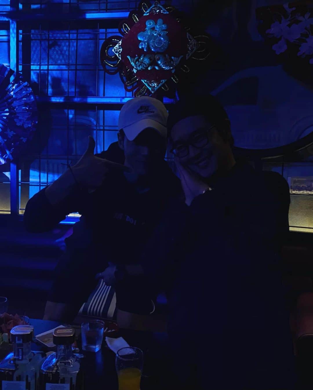 イ・キョンさんのインスタグラム写真 - (イ・キョンInstagram)「I want to go back to my home.DN 🇻🇳🇻🇳 To Danang is not Korea... 🤦🏻‍♂️🤦🏻‍♂️ I miss my friends a lot.. 🤞🏻🤞🏻 #이켠」1月29日 20時57分 - smkyun33