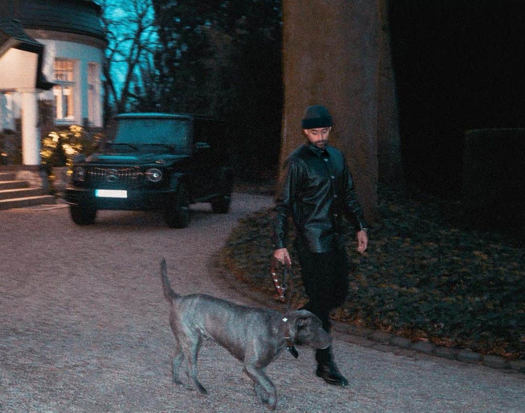 カリム・ベララビのインスタグラム：「🐺」