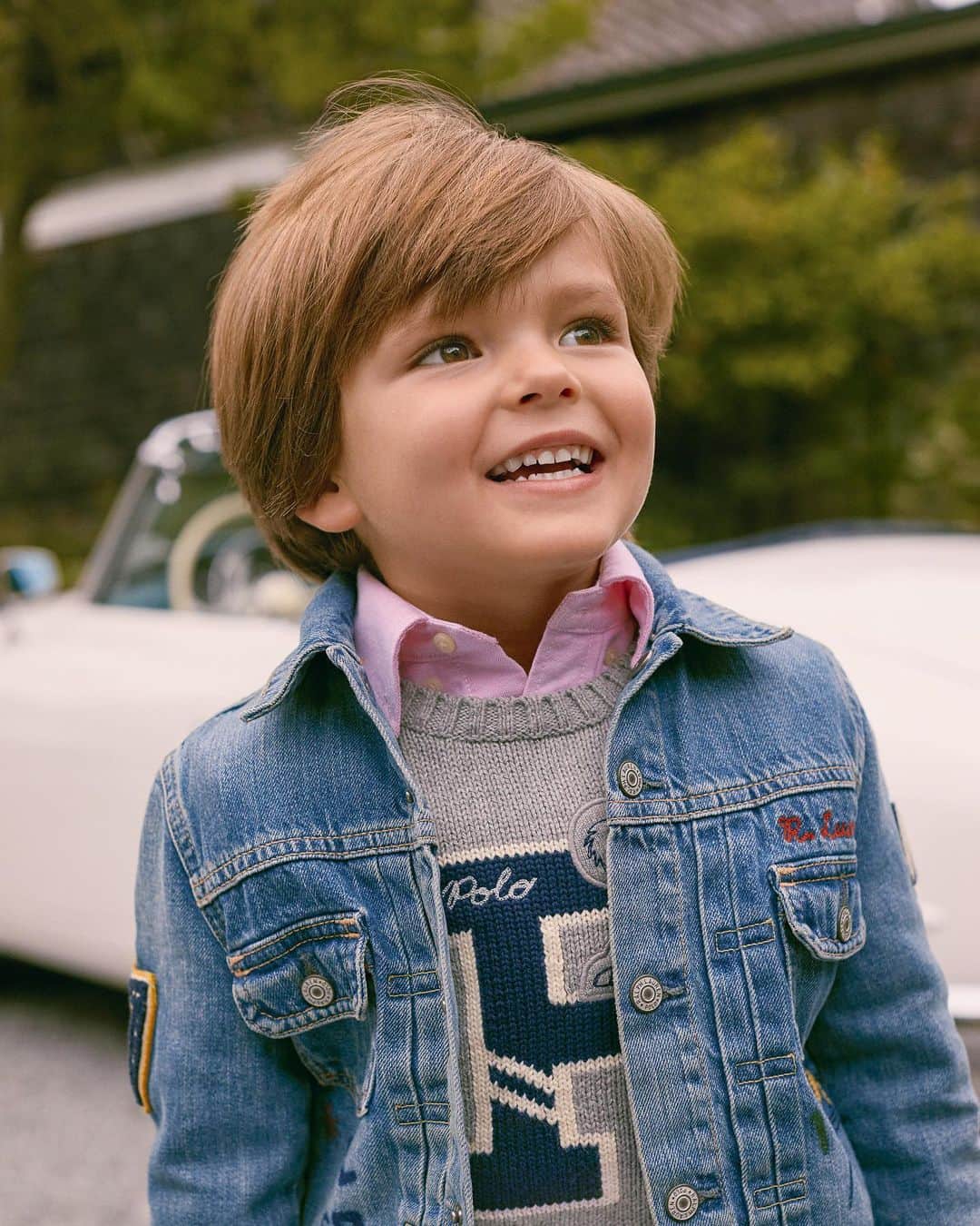 Polo Ralph Laurenさんのインスタグラム写真 - (Polo Ralph LaurenInstagram)「Denim done right.  Dress your family in comfy layers and crisp hues.  Explore the full collection via link in bio.  #PoloRalphLauren #RLKids」1月30日 7時03分 - poloralphlauren