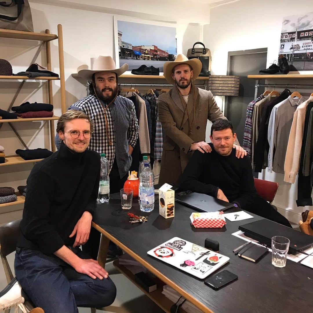 オリバースペンサーさんのインスタグラム写真 - (オリバースペンサーInstagram)「Busy afternoon in #lambsconduitstreet doing aw20 store buy.」1月29日 23時54分 - oliverspencer