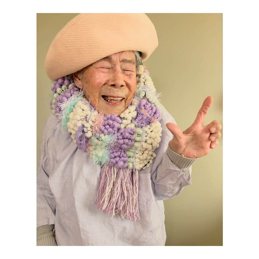 森千波さんのインスタグラム写真 - (森千波Instagram)「#pastelcolour 180cm ストールのオーダー、お問い合わせはDMからお願いいたします。 . . . . .  #1000weave#tgcemk#weaving#yarn#knit#cotton#new#bag#grandma#97yearsold#happy#handmade#model#fashion#ootd#pastel#おばあちゃん#祖母#97歳#ハンドメイド#コーデ#オーダーメイド#パステル」1月30日 0時01分 - 1000wave