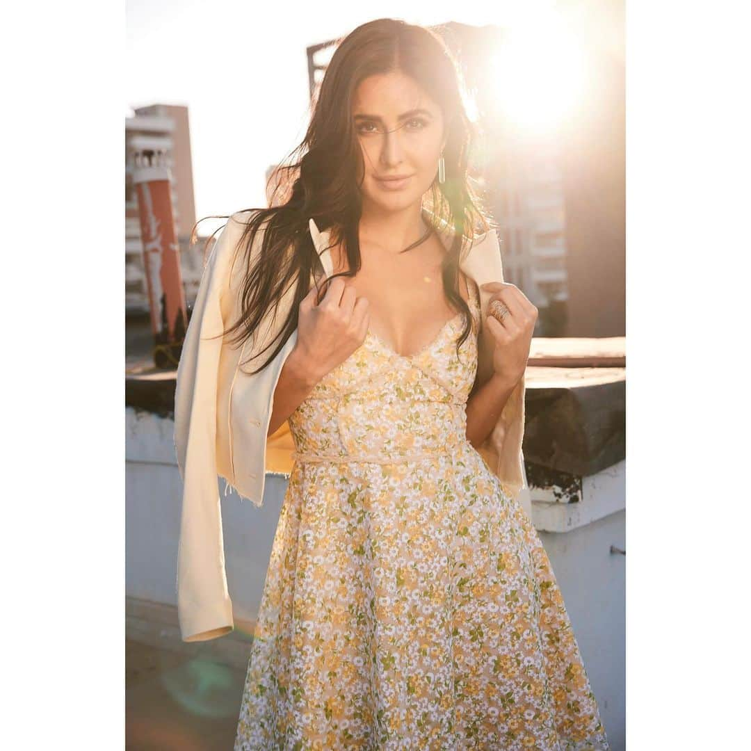 カトリーナ・カイフさんのインスタグラム写真 - (カトリーナ・カイフInstagram)「🌼」1月30日 0時17分 - katrinakaif