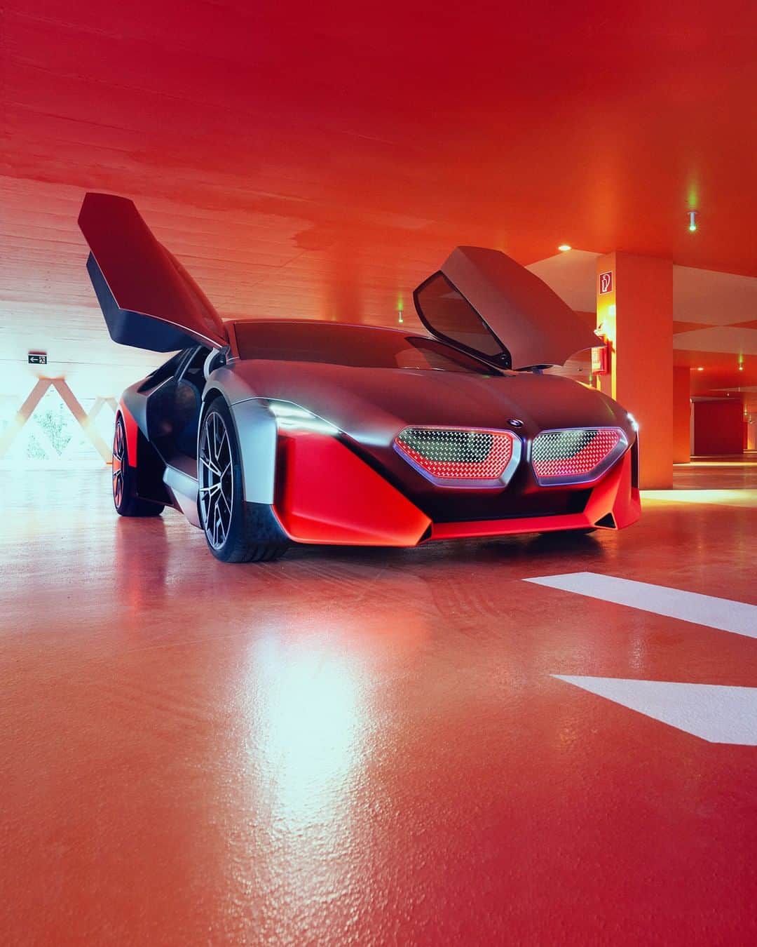 BMWのインスタグラム：「The future is coming. The BMW Vision M NEXT. #BMW #VisionMNEXT #MNEXT #BMWi」
