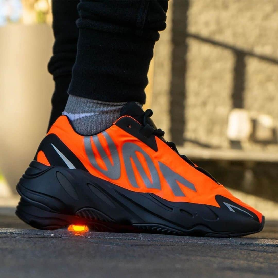 Sneaker Newsさんのインスタグラム写真 - (Sneaker NewsInstagram)「The upcoming adidas Yeezy Boost 700 MNVN is set to release in this vibrant orange on February 28th. What do you think about this reformed 700 design? Tap the link in our bio for a closer look.」1月30日 2時01分 - sneakernews